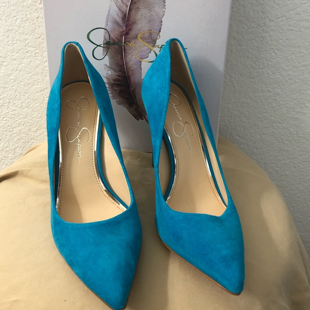 Jessica Simpson Oceanside heel